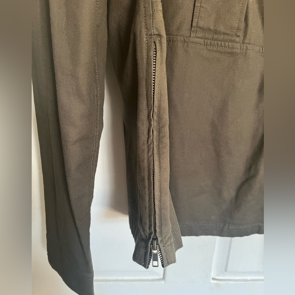 North Face Pullover Jacket - image 3